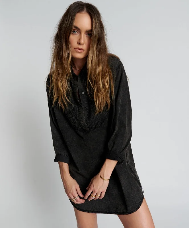 BLACKOUT TUXEDO SHIRT DRESS