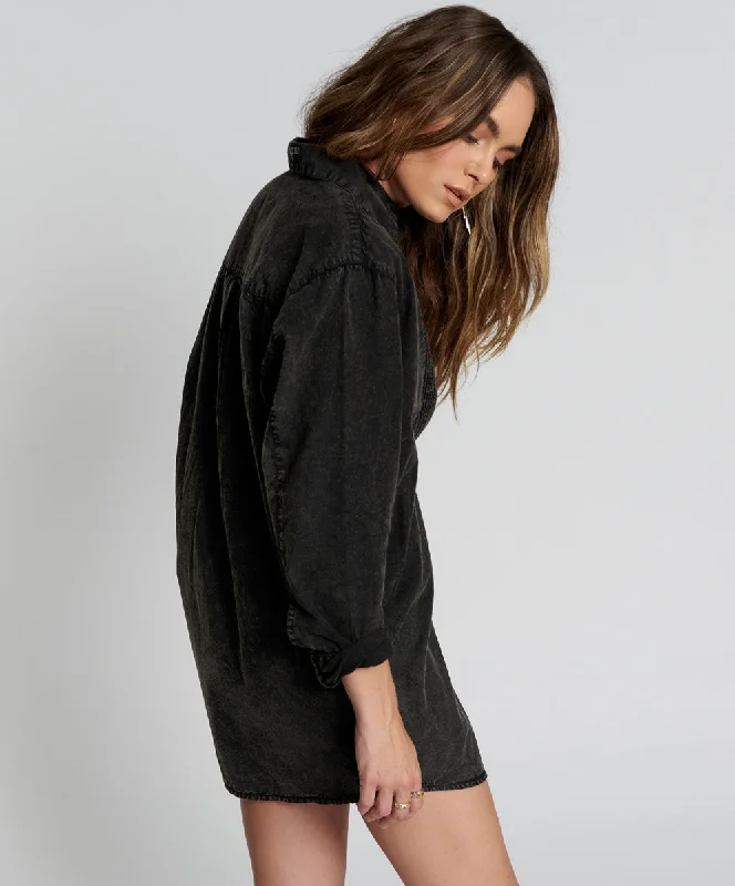 BLACKOUT TUXEDO SHIRT DRESS