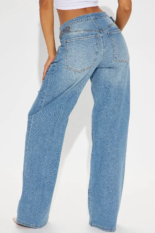 Kimora Adjustable Waist Baggy Jeans - Light Wash