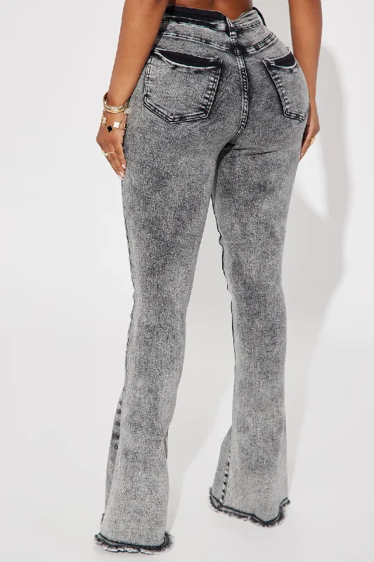 No Invite Stretch Flare Jeans - Acid Wash Black