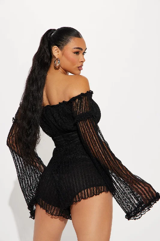 Turn Heads Lace Romper - Black